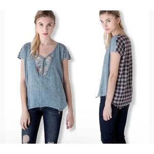 BKE Gimmicks Top Size L Blue Distressed Cap Sleeve Plaid Back Shirt